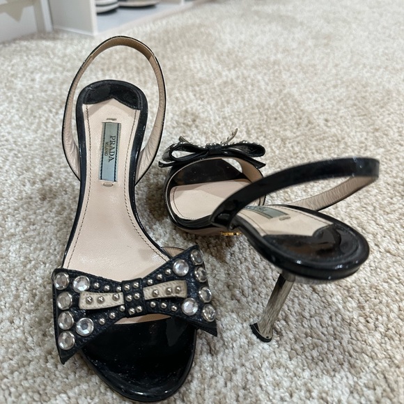 Authentic - Picture 6 of 7